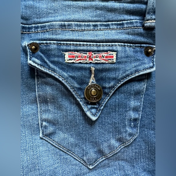 Hudson denim shorts with rolled hem and signature flap back pocket - Picture 3 of 7